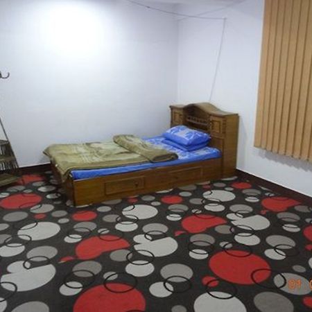 Distinctive Nepal Home Stay カトマンズ エクステリア 写真